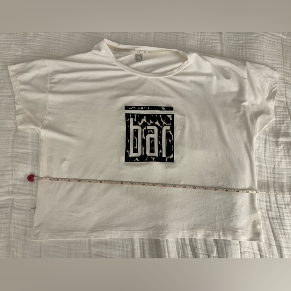 Bar Method crop tee - Picture 4 of 5